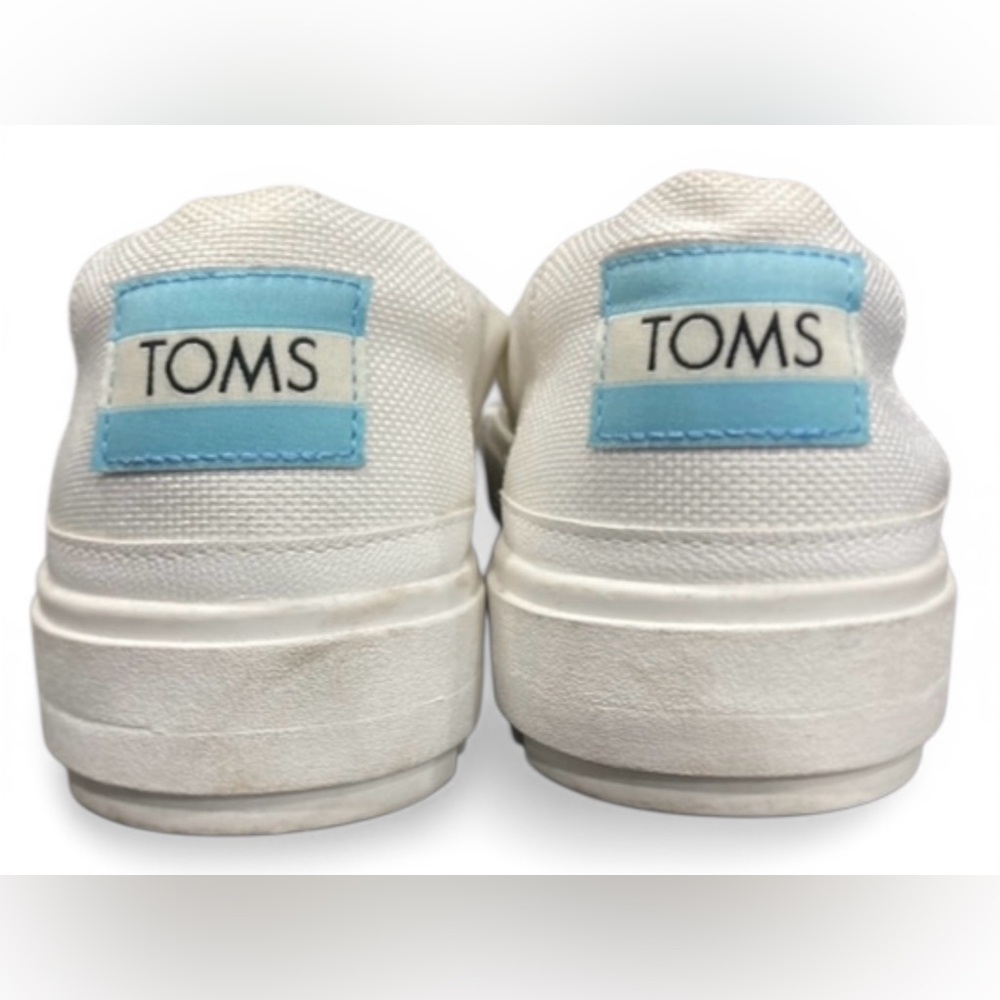 TOMS Women's Slip-On Shoes Sz 8 White Canvas Leopard Print Insoles Casual Flats